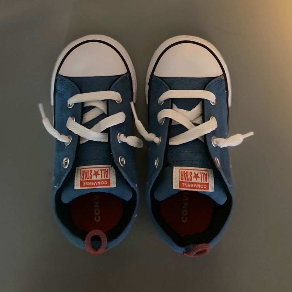 Converse infant sneaker blue and white